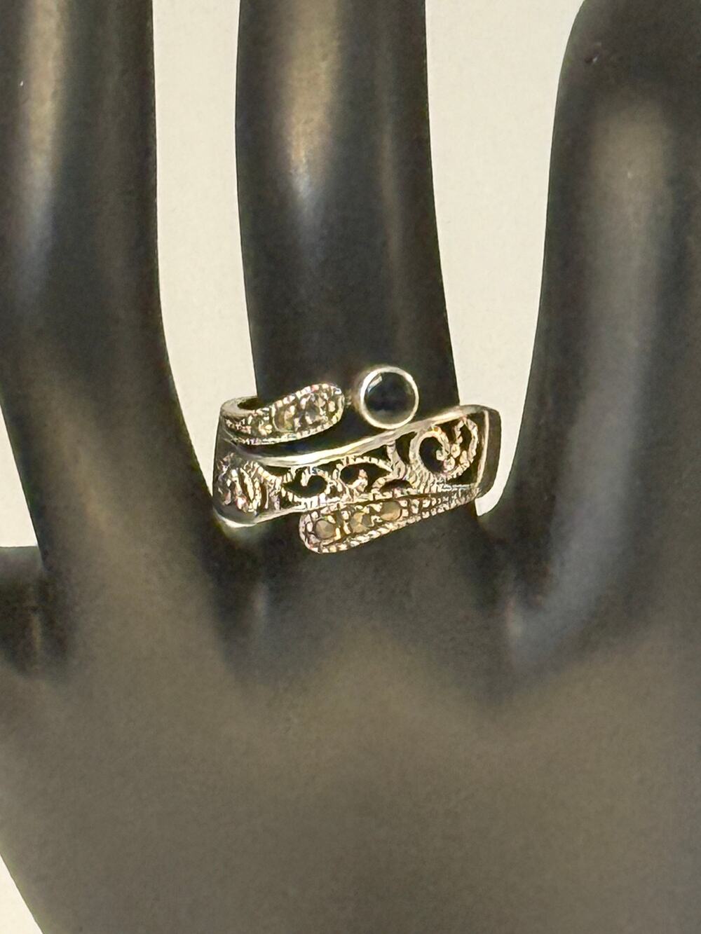 Vintage 925 Sterling Silver Obsidian Size 7.5 Ring